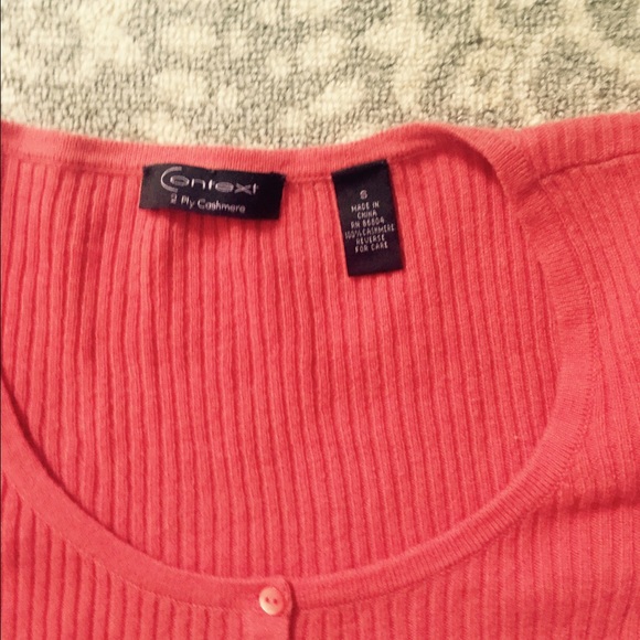 COPY - Short sleeve cashmere sweater top - Picture 3 of 3